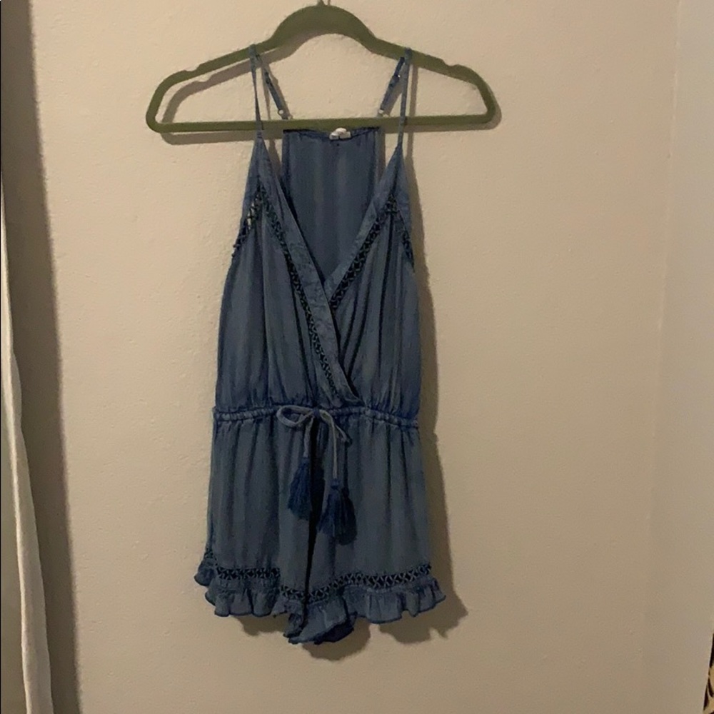 Rip curl small romper